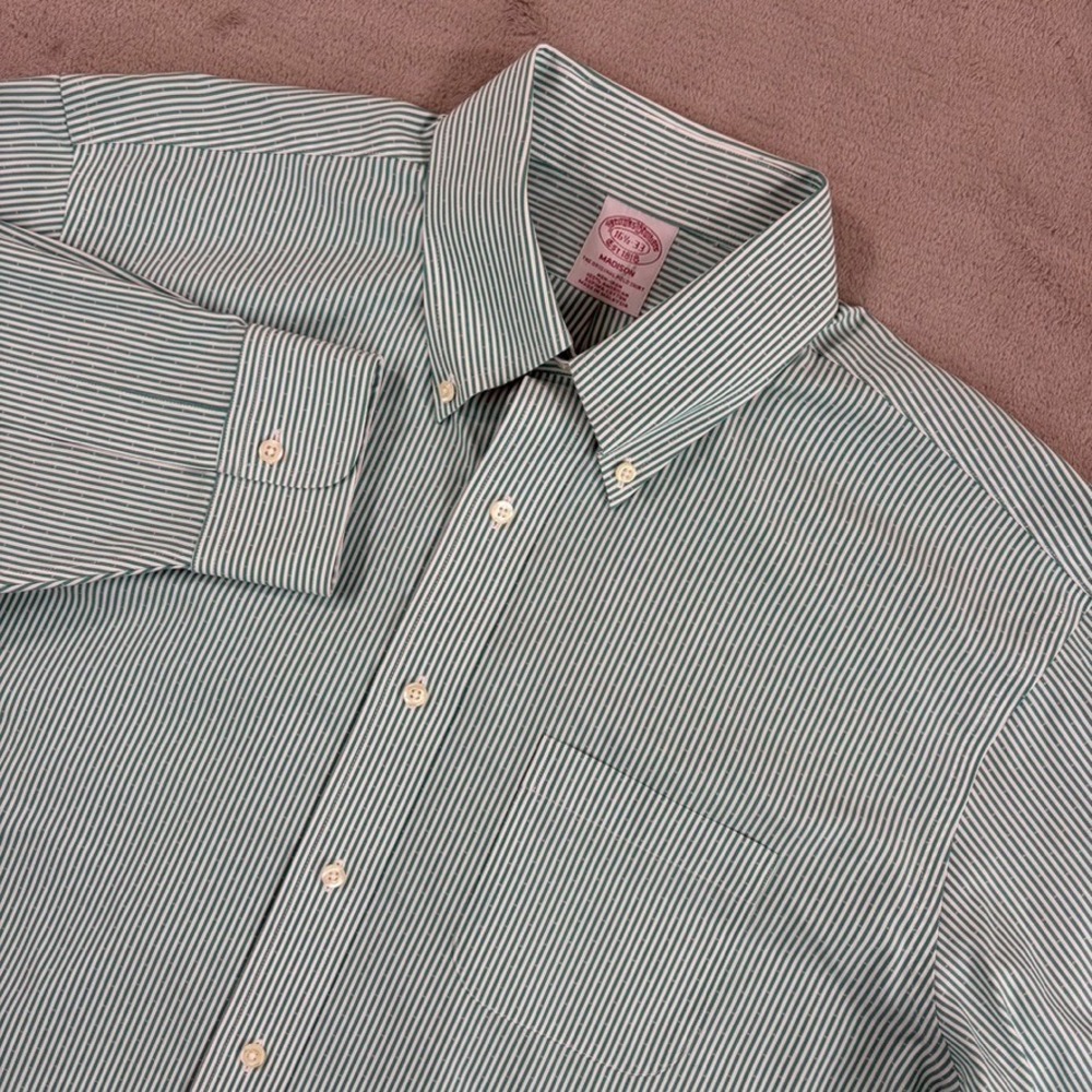 Brooks Brothers Madison Shirt Men 16.5 33 Green Striped Button Up Casual Office